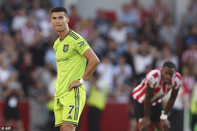 Preocupa la posición e influencia de Cristiano Ronaldo en el vestuario del United